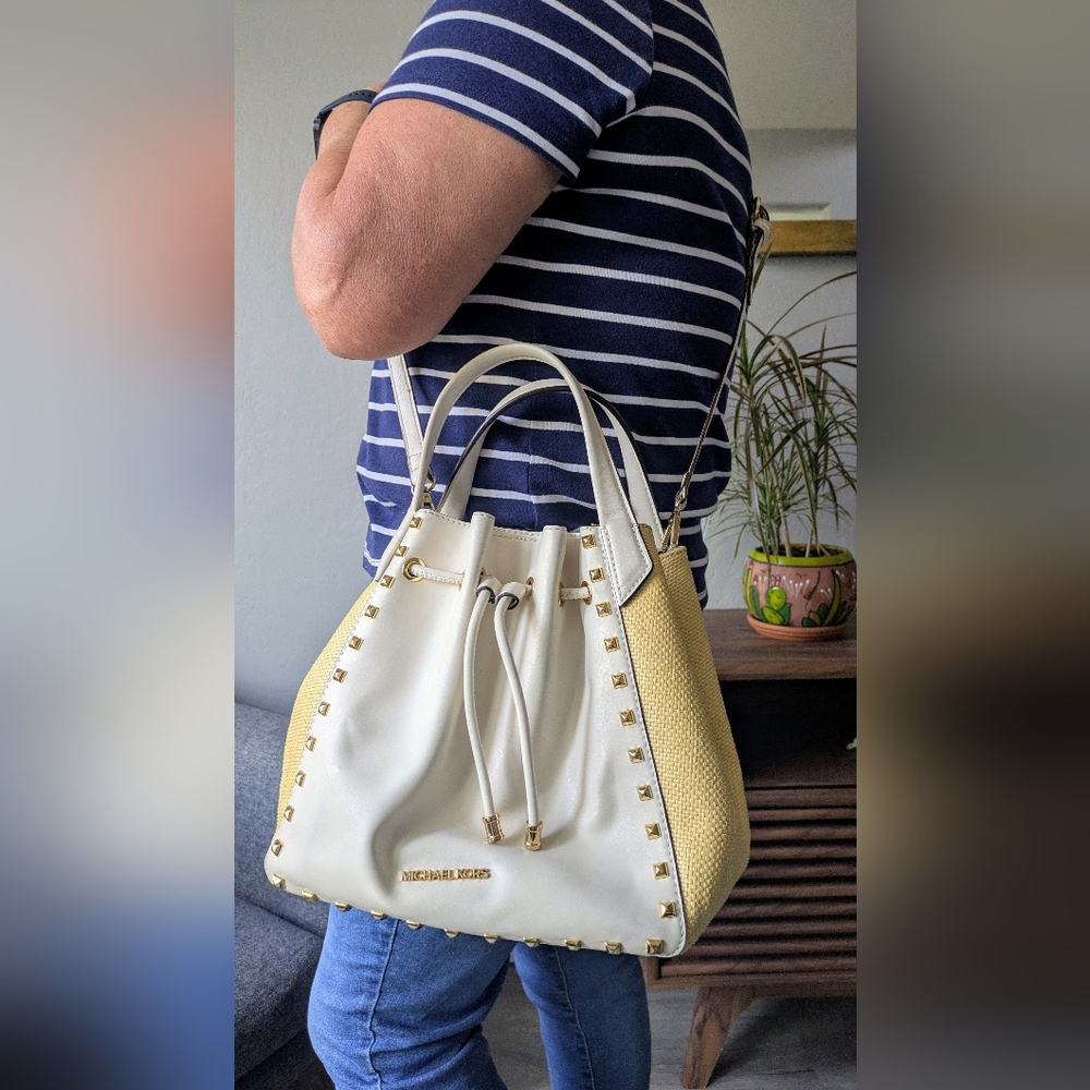 Michael Kors Phoebe Large Two Tone Drawstring Handbag Bag.